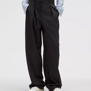 lululemon athletica Pleat Front High Rise Trousers black size 8